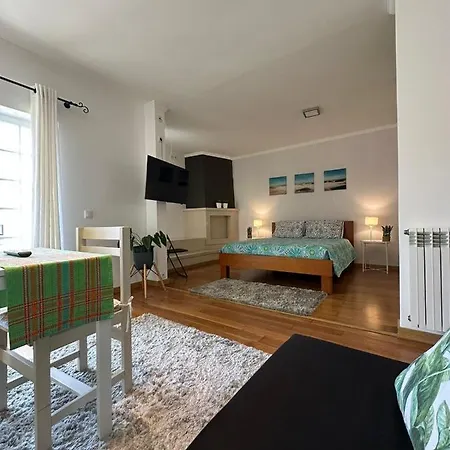 Apartment Comfortable And Quiet *